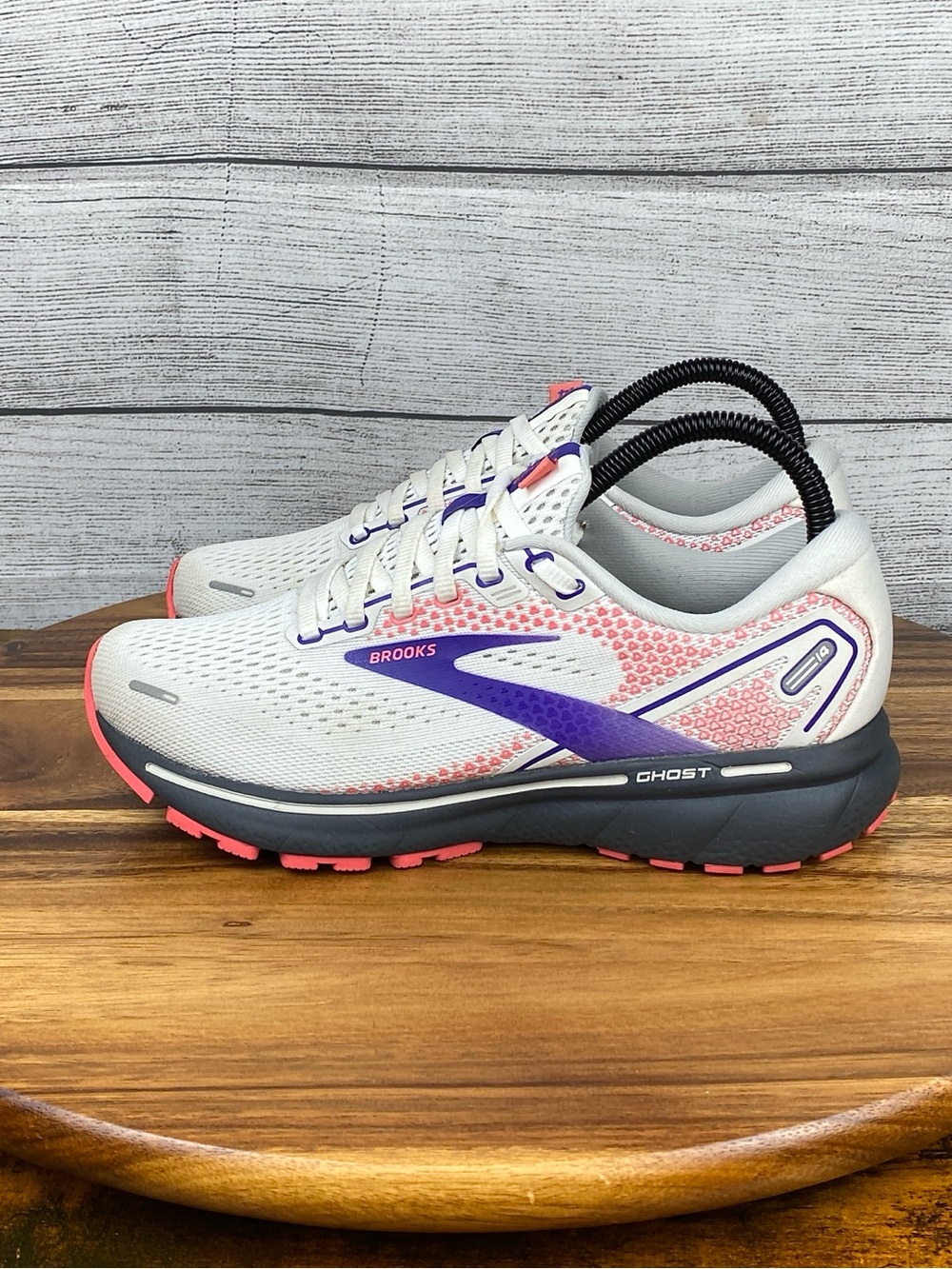 Brooks Ghost 14 White Purple Pink Running Shoe 1203561B192 Women’s Size 6.5 B